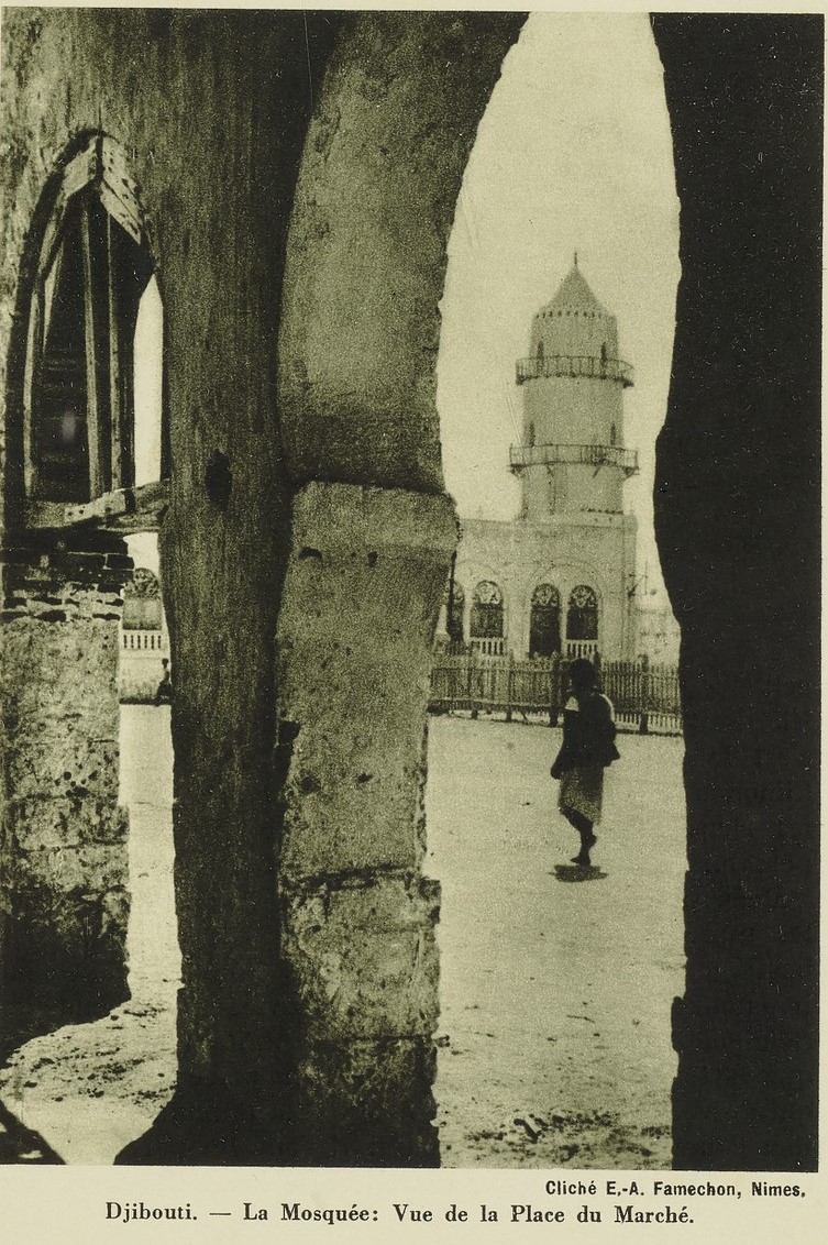 Djibouti dans les années 1910-20 : la mosquée vue depuis la place du marché