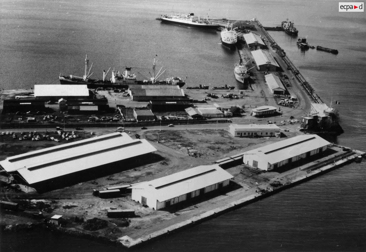 Photo du port en 1965